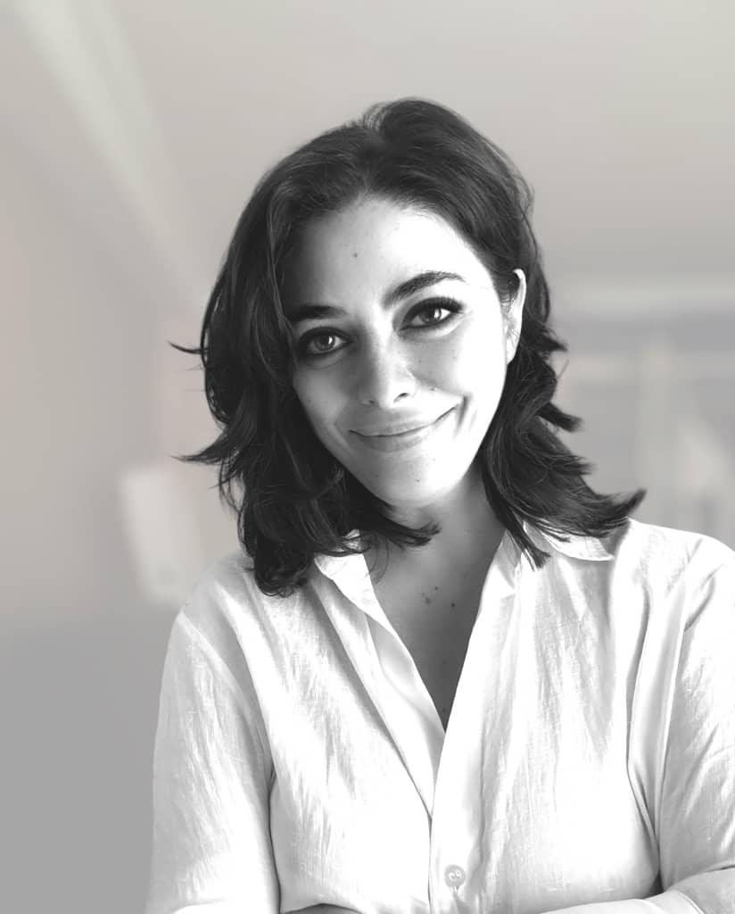 Portrait of Dr. Merve Saraçoğlu, Clinical Psychologist and Founding Scientific Advisor